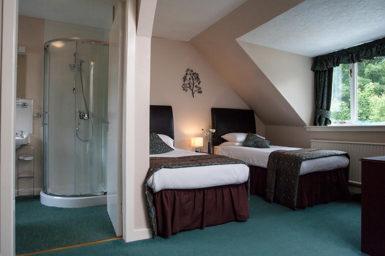 The Cnoc Hotel Struy Exterior photo